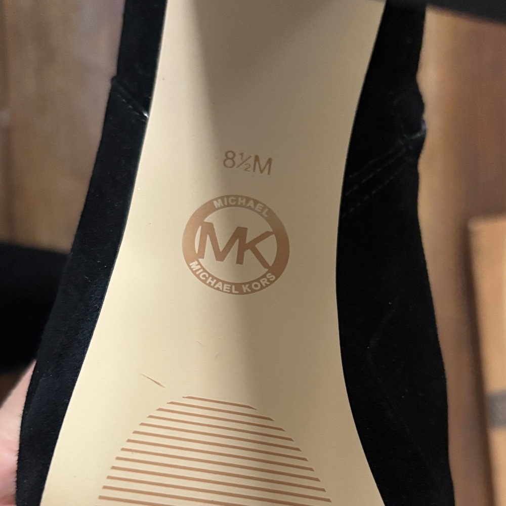 MICHAEL Michael Kors Black Heeled Boots with Gold Buttons 8.5 - Picture 3 of 7